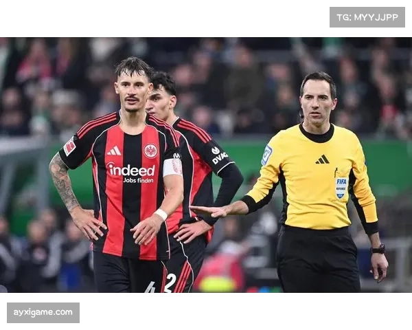 法兰克福中场轮换策略 沙伊比科赫防守中场获信任